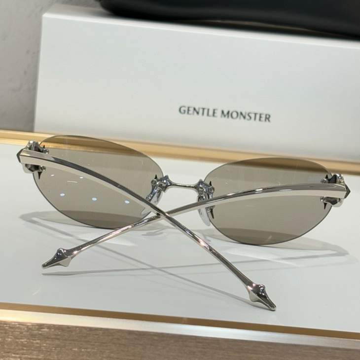 Picture of Gentle Monster Sunglasses _SKUfw68371968fw